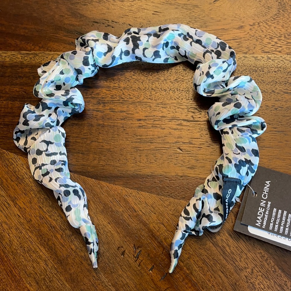 Club Monaco scrunch headband NWT